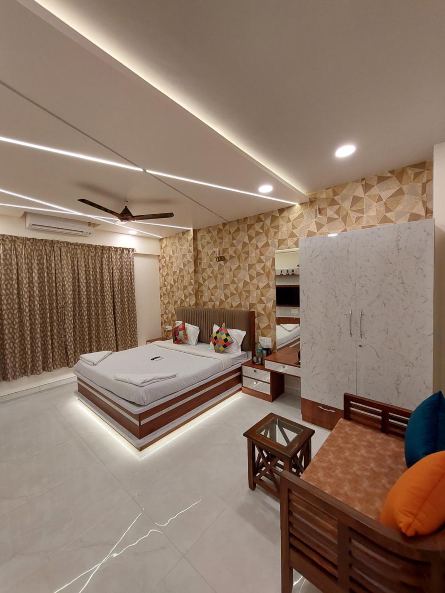 Divine Bliss Villa لونافالا المظهر الخارجي الصورة