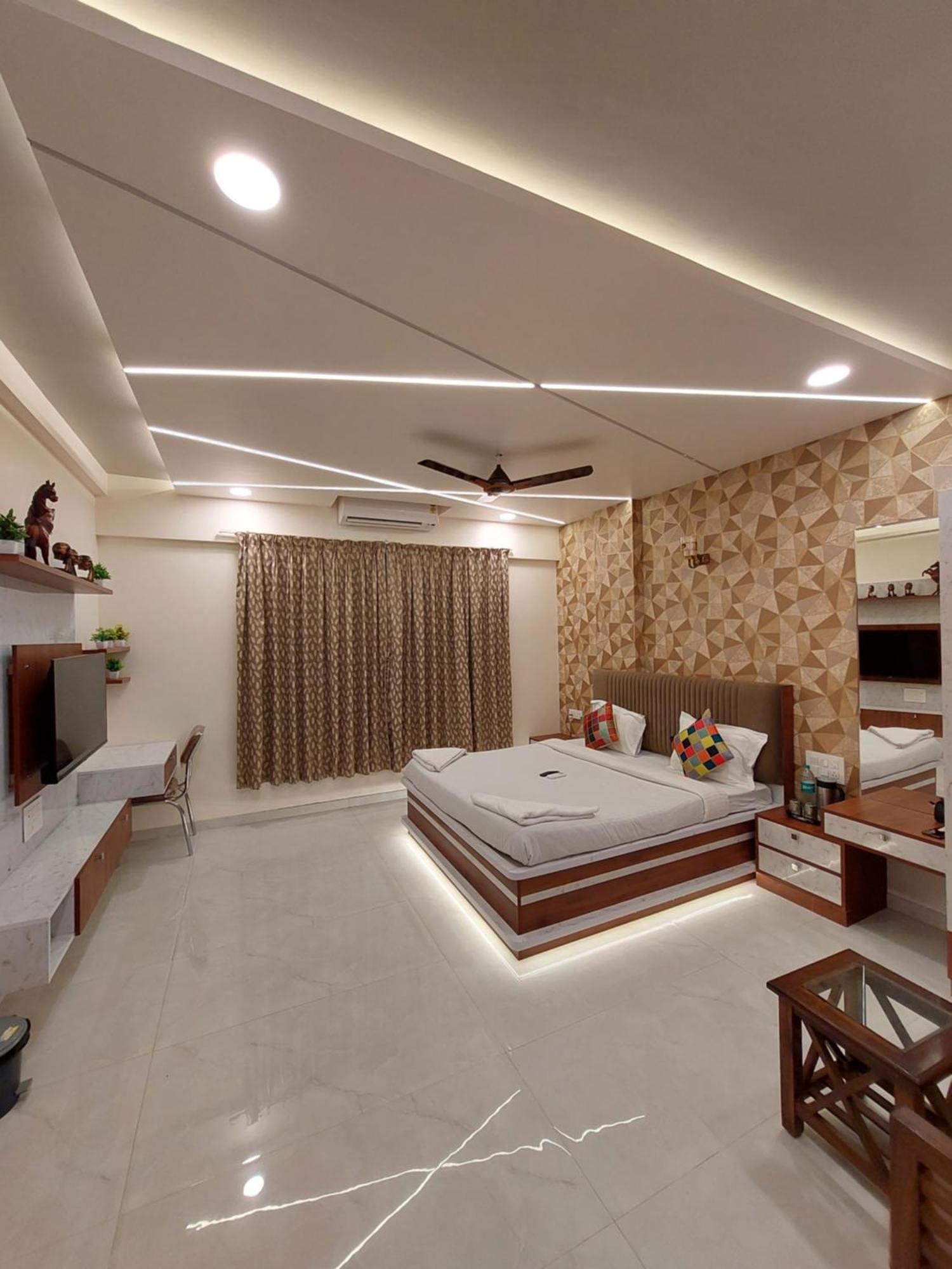 Divine Bliss Villa لونافالا المظهر الخارجي الصورة